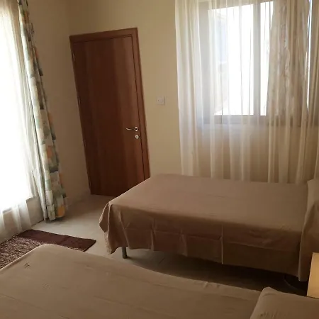 Grazzja Traditional Apartment *